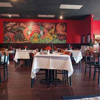 Thai Siri Restaurant - Thai Near Me - Streamwood, Illinois Thai Siri Restaurant - Thai Near Me - Streamwood, Illinois