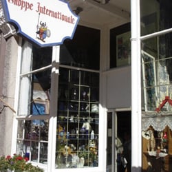 Shoppe Internationale - Store Front