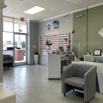 HD Nails & Spa - Entry and lobby! - Nail Salons Near Me - Cape Carteret, North Carolina