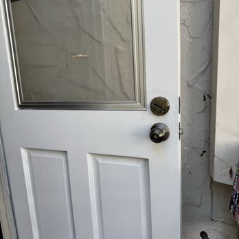 Crafty Hands - New door - Handyman Near Me - Los Angeles, California Crafty Hands - New door - Handyman Near Me - Los Angeles, California