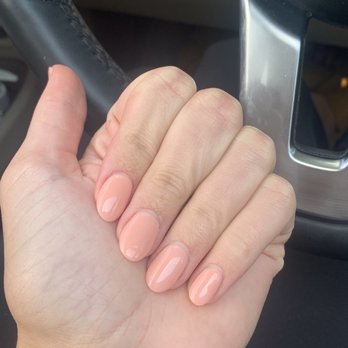 Attractive Nails & Spa - Nail Salons Near Me - Cincinnati, Ohio
