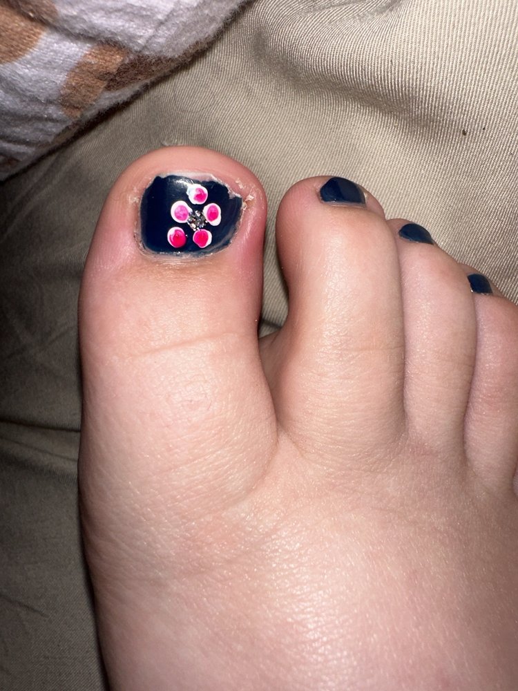 Fidalgo Nails Image