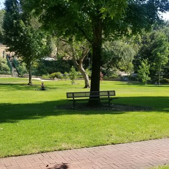 Penn Park - Parks Near Me - Whittier, California