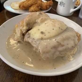 The Brunch Apothecary - Country Fried Steak w/ biscuits and gravy - Breakfast & Brunch Near Me - Dacula, Georgia