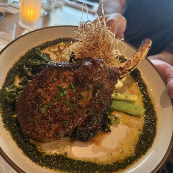 Earls Kitchen + Bar - Tomahawk pork chop - Cocktail Bars Near Me - Honolulu, Hawaii Earls Kitchen + Bar - Tomahawk pork chop - Cocktail Bars Near Me - Honolulu, Hawaii