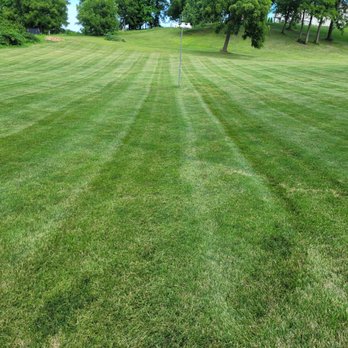 Hasken Lawn Care - a freshly mowed lawn - Lawn Services Near Me Hasken Lawn Care - a freshly mowed lawn - Lawn Services Near Me