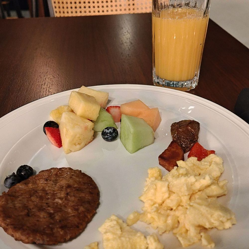 The Gunter Hotel - Sample of buffet breakfast meal - Hotels Near Me - San Antonio, Texas The Gunter Hotel - Sample of buffet breakfast meal - Hotels Near Me - San Antonio, Texas