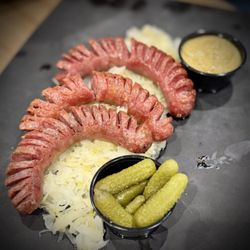 Dynamite Beer Co - Sausage platter