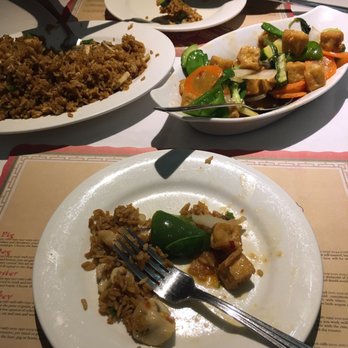 Island Delight - Generous portion sizes - Thai Near Me - Brockville, Ontario Island Delight - Generous portion sizes - Thai Near Me - Brockville, Ontario