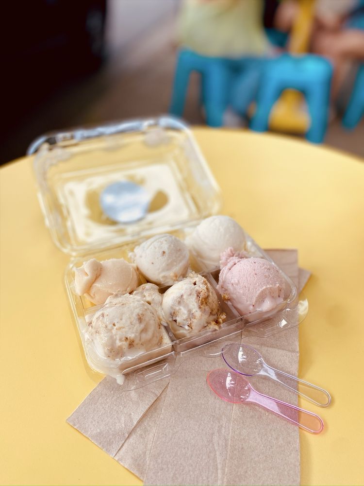 Social spots from Loblolly Creamery