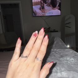 AMC Nails
