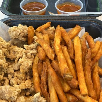 Sweet & Fresh - Salt and Pepper Chicken Nugget with Seasoned Fries! So GOOD!! Sauces are Buffalo Sauce (freshly made in house!). - Bubble Tea Near Me - Atlanta, Georgia Sweet & Fresh - Salt and Pepper Chicken Nugget with Seasoned Fries! So GOOD!! Sauces are Buffalo Sauce (freshly made in house!). - Bubble Tea Near Me - Atlanta, Georgia