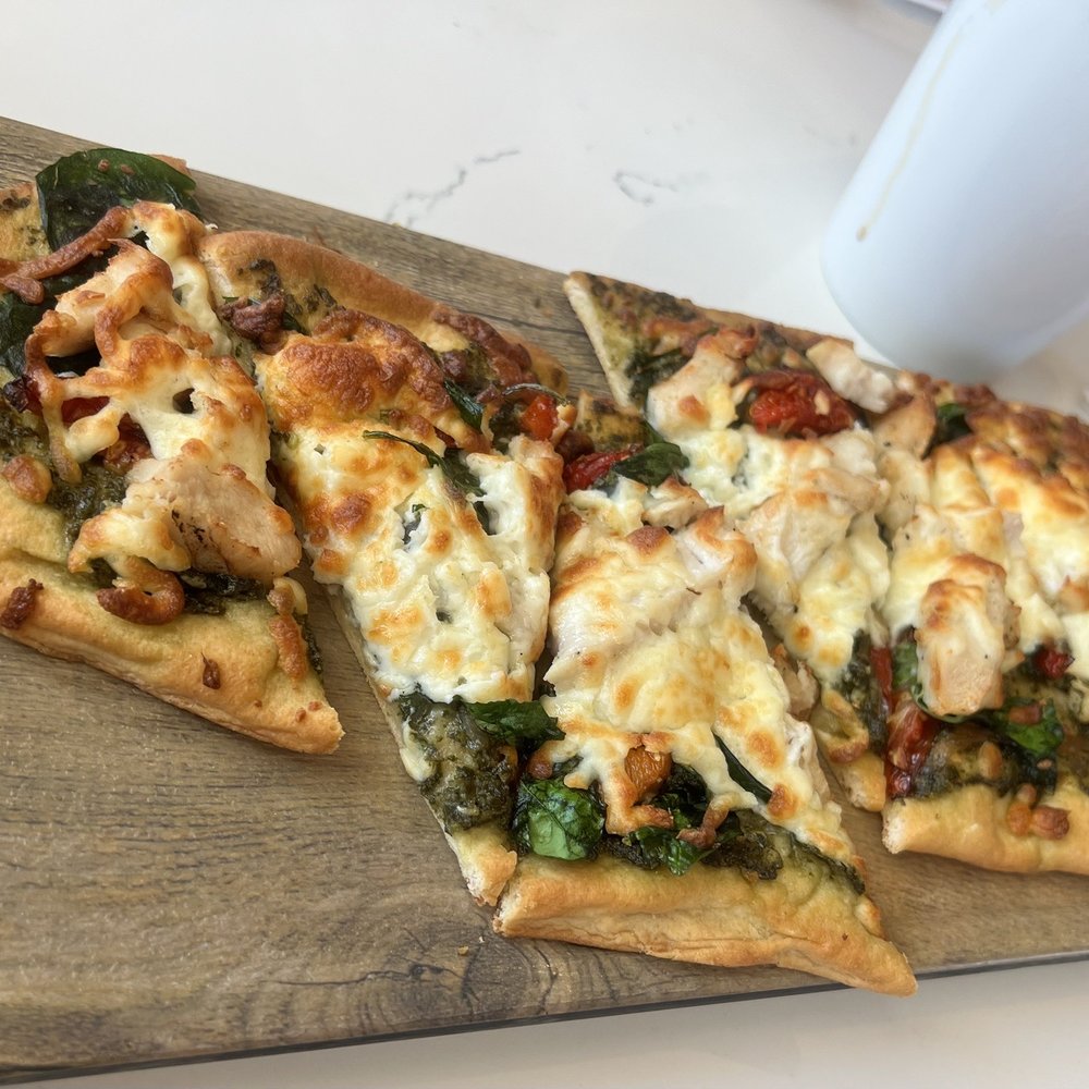Goldies Cafe - Chicken pesto flatbread - Cafes Near Me - Ajax, Ontario Goldies Cafe - Chicken pesto flatbread - Cafes Near Me - Ajax, Ontario