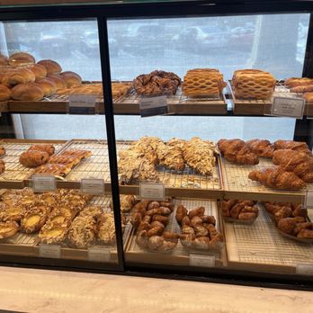 Paris Baguette - Coffee & Tea Near Me - Irvine, California