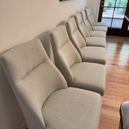 Completely clean chairs Completely clean chairs