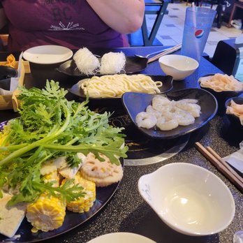 Lotus Hot Pot & Grill - Veggie, shrimp, chicken, noodles - Vietnamese Near Me - Gladstone, Missouri Lotus Hot Pot & Grill - Veggie, shrimp, chicken, noodles - Vietnamese Near Me - Gladstone, Missouri