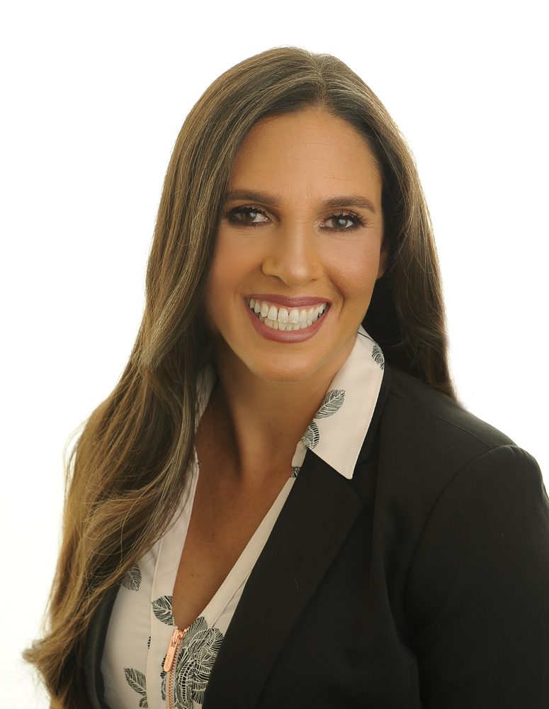 NEW DIGGS TEAM Updated August 2024 1260 Corona Point, Corona