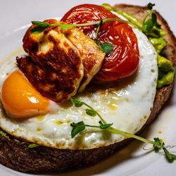 The Queen And Beaver Public House - Avocado Toast with Fried Haloumi & Sunny Eggs