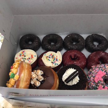 Friendly Donuts - Donuts Near Me - Orange, California Friendly Donuts - Donuts Near Me - Orange, California