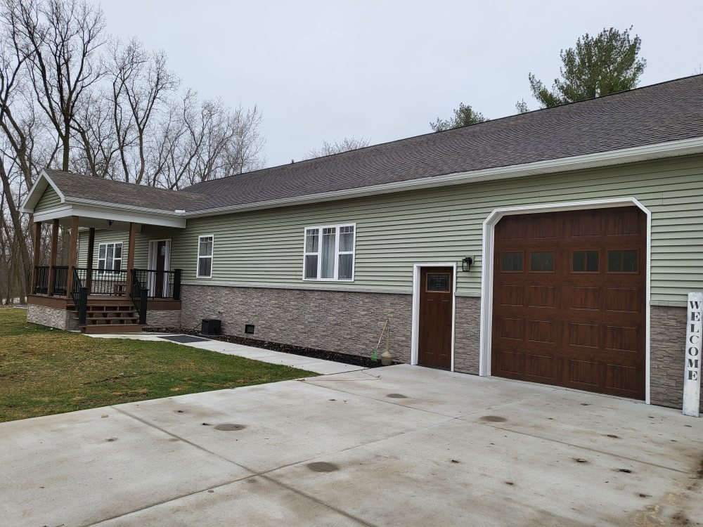 Slide of Billings Maintenance & Remodeling