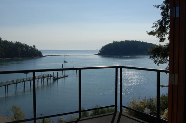 Mayne Island Resort by null