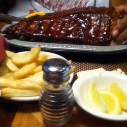 Glenwood Oaks - My husband, my dad and my granny loves the ribs