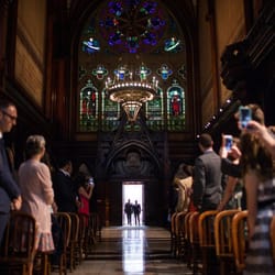 Memorial Hall - Ceremony at the Transept www.bom-photo.com