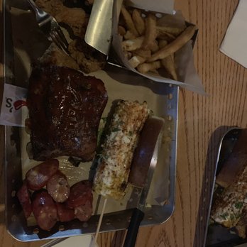 Chili's - Bars Near Me - E Brunswick, New Jersey
