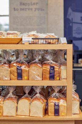 Paris Baguette by null