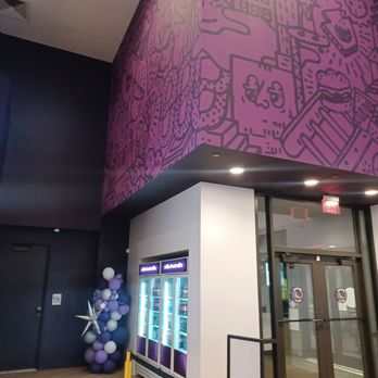 Insomnia Cookies Flagship Bakery - Entrance - Desserts Near Me - Philadelphia, Pennsylvania Insomnia Cookies Flagship Bakery - Entrance - Desserts Near Me - Philadelphia, Pennsylvania