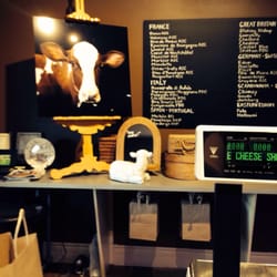 La Jolie Cheese Shop - "Say Cheese"