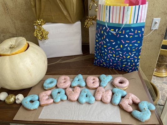 M & T Donut Shop by null