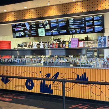 Hi-Pointe Drive-In - Burgers Near Me - St Louis, Missouri