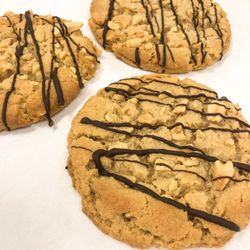 Loren's Vegas Delights - Peanut butter cookies