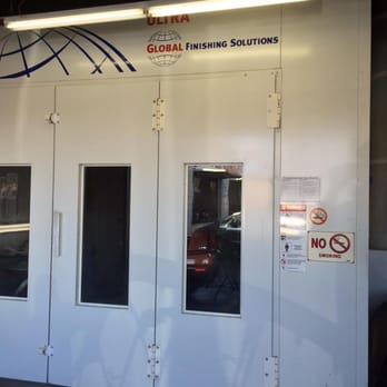 Chatsworth Auto Body - We use State of the Art spraying equipment for the cleanest finishes. - Body Shops Near Me - Chatsworth, California Chatsworth Auto Body - We use State of the Art spraying equipment for the cleanest finishes. - Body Shops Near Me - Chatsworth, California