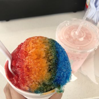 Sol Dias - Rainbow snow cone - Ice Cream & Frozen Yogurt Near Me - Haltom City, Texas Sol Dias - Rainbow snow cone - Ice Cream & Frozen Yogurt Near Me - Haltom City, Texas