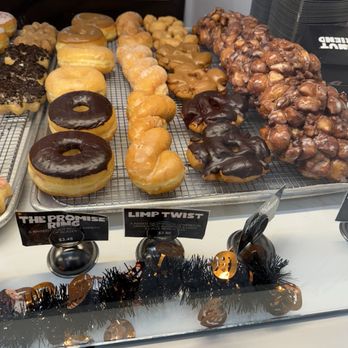 Donut Friend - Doughnuts - Donuts Near Me - Los Angeles, California Donut Friend - Doughnuts - Donuts Near Me - Los Angeles, California