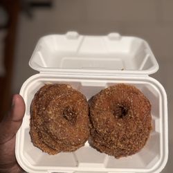 Donut King Waikiki - Doughnut