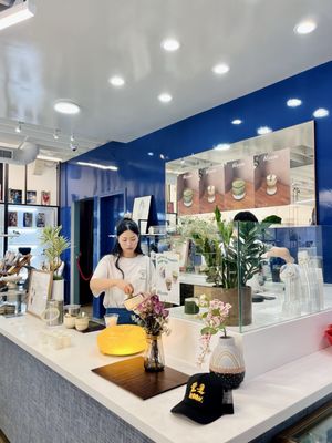 Black Market by null