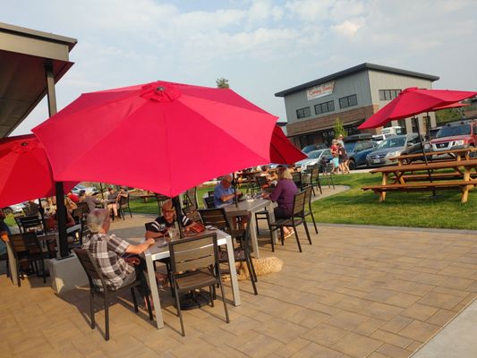 Cascade Lakes Pub on Reed Market by null