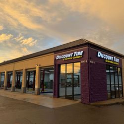 Discount Tire & Service Centers