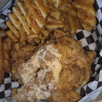 RILEY'S FOOD TRUCK - Food Trucks Near Me - Vallejo, California RILEY'S FOOD TRUCK - Food Trucks Near Me - Vallejo, California