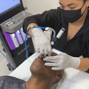 Contour Medical Spa - Hydrafacial treatment on NBA legend Byron Scott by Licensed Celebrity Esthetician Ariane - Medical Spas Near Me - Northridge, California Contour Medical Spa - Hydrafacial treatment on NBA legend Byron Scott by Licensed Celebrity Esthetician Ariane - Medical Spas Near Me - Northridge, California