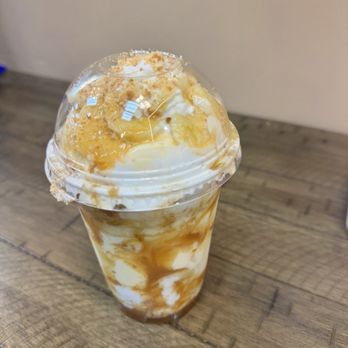 Drip Dessert House - Banana pudding ice cream - Desserts Near Me - Newark, California