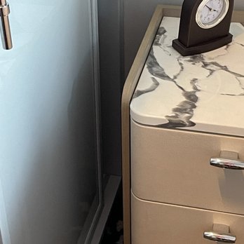 Oceania - Riviera - Few inches between closet door and bedside stand. - Boating Near Me