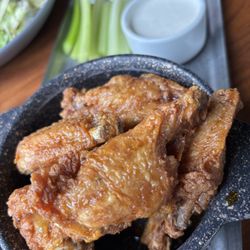 Shawnee Station Taproom - Chicken wings