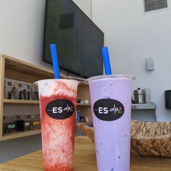 ES tea - Strawberry yogurt and taro smoothies - Shaved Ice Near Me - Simi Valley, California
