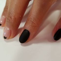 Tammy Nails & Spa - Color gel with Matt top coat