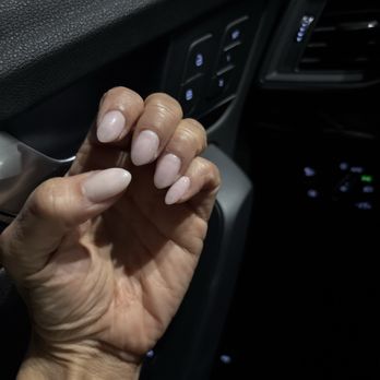 Magnolia Nails - Nail Salons Near Me - Cornelius, North Carolina