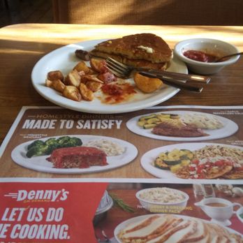 Denny's - Diners Near Me - San Diego, California